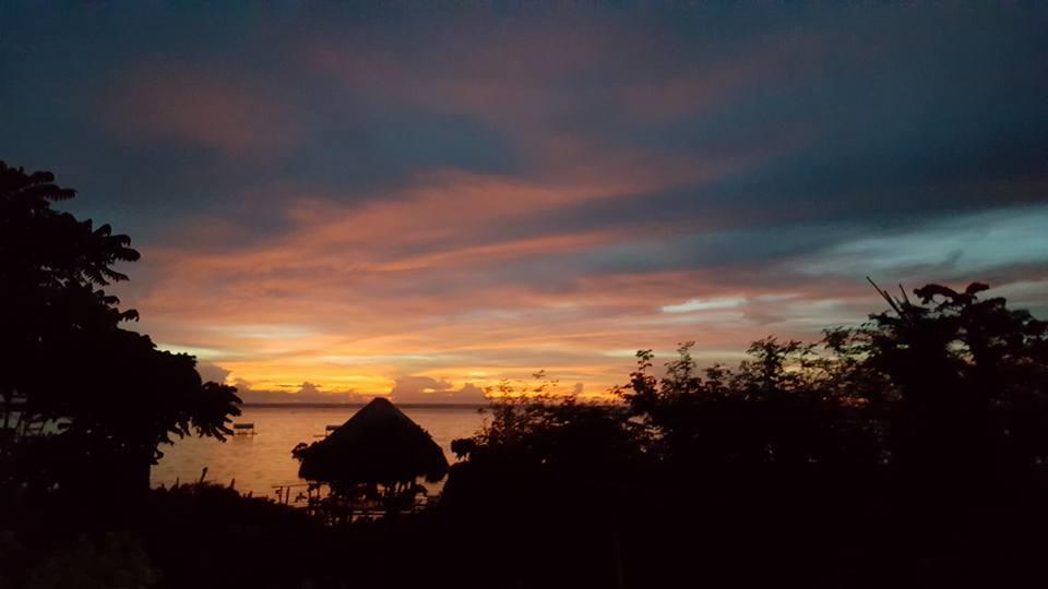 Birdland Beach Club Bolinao Екстериор снимка