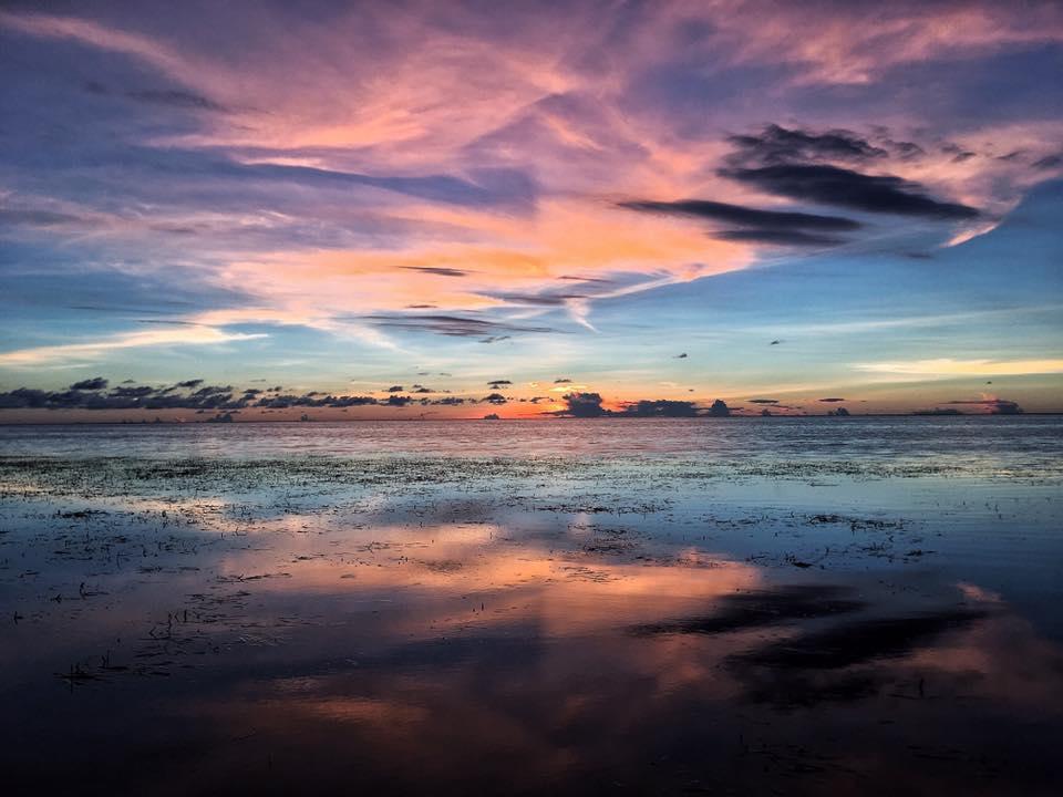Birdland Beach Club Bolinao Екстериор снимка